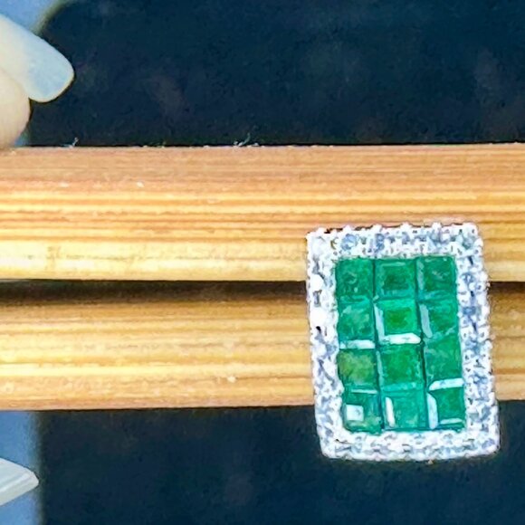 14K White Gold Emerald Diamond Stud Earrings | Art Deco Style | 585 Marked - Picture 16 of 16